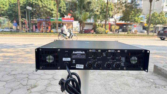 Cục đẩy công suất M-Audio KA2.8