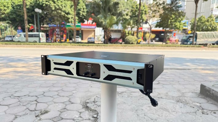 Cục đẩy công suất M-Audio KA2.6