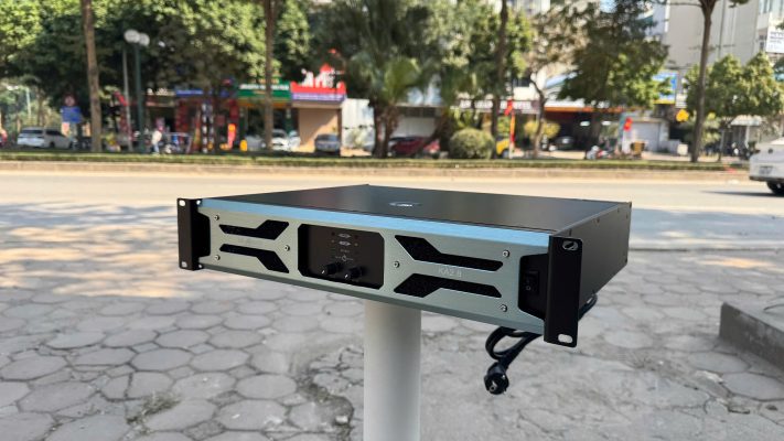 Cục đẩy công suất M-Audio KA2.8
